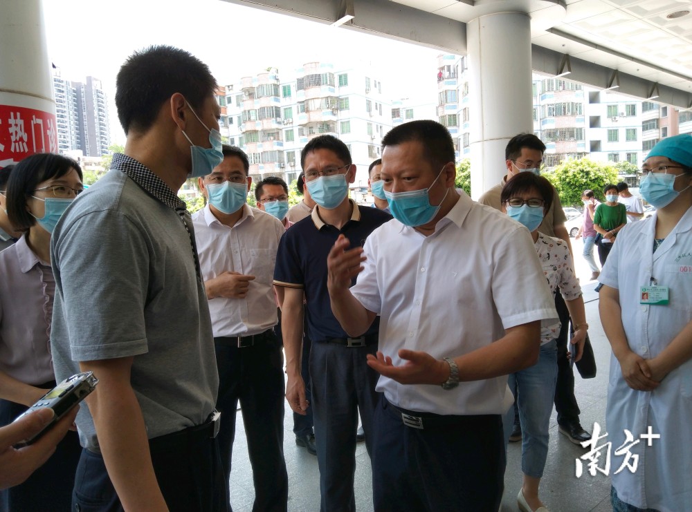 最新防控疫情检查，时代印记与希望之光的交织展现