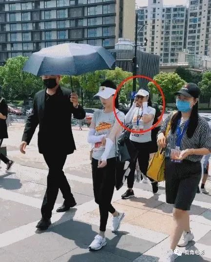 明星马拉松，星光熠熠赛道盛宴，速度与激情的碰撞！
