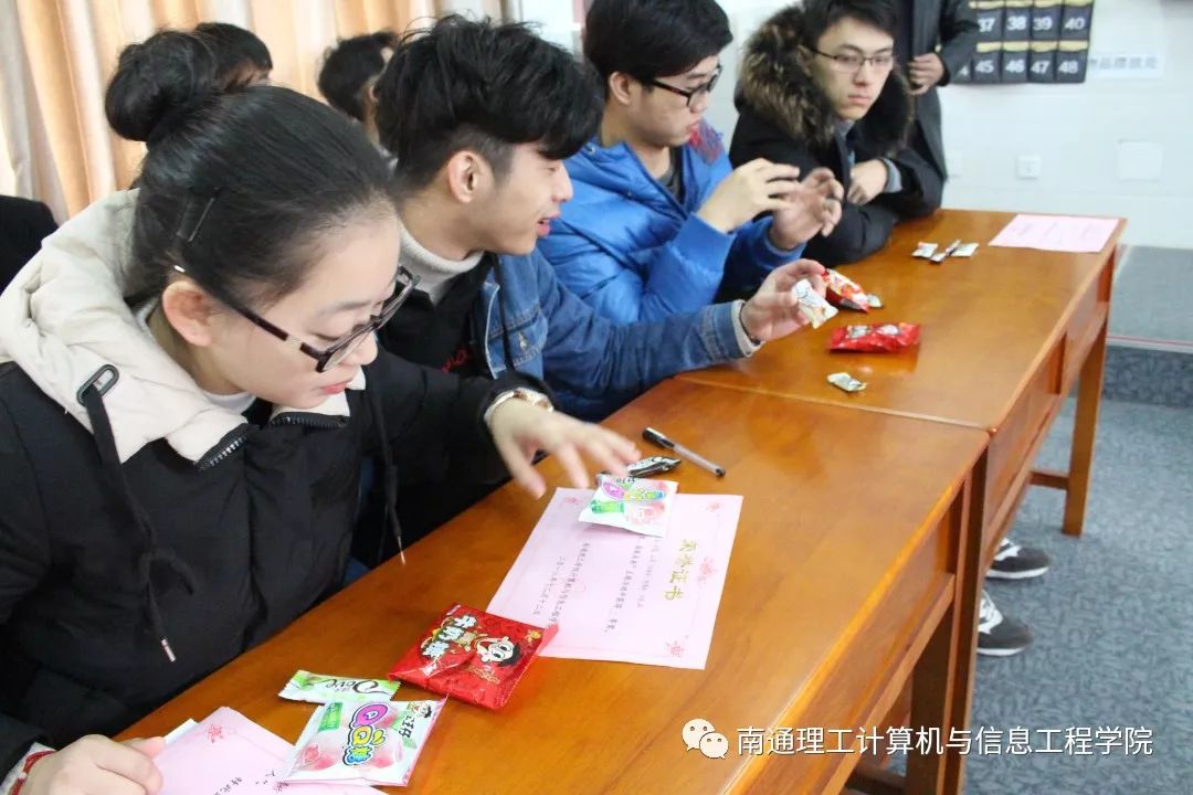 上门女婿周伟最新动态,上门女婿周伟最新动态，公众视点的深度分析