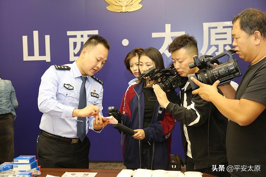 警方最新通报，变化带来自信与成就感，励志故事传递正能量与幽默风采